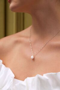 Pearl Necklace Gift Guide 6 Pearl Necklace Gift Guide 6
